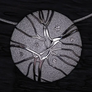 Platin-Anhänger mit 5 Diamanten