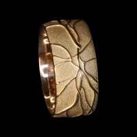 herrenring gold breit mit retinamuster