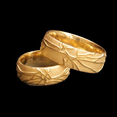 900-gold-pair
